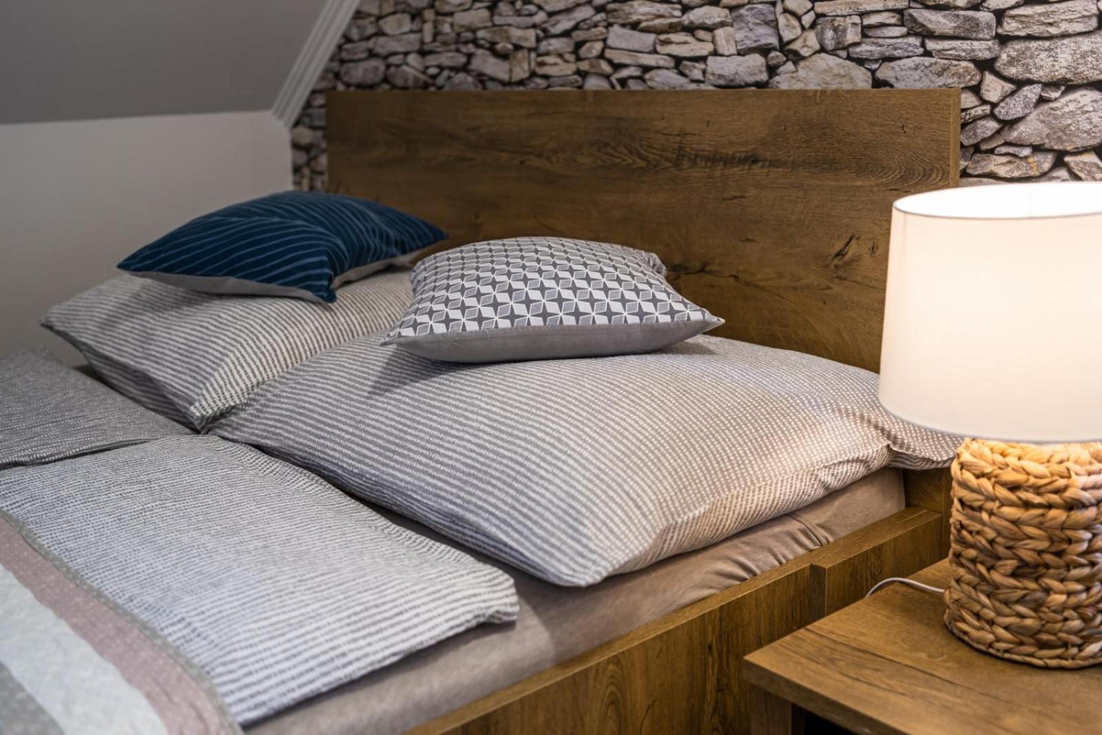 Szuerke Vendeghaz Balatonkenesen Apartment Екстериор снимка