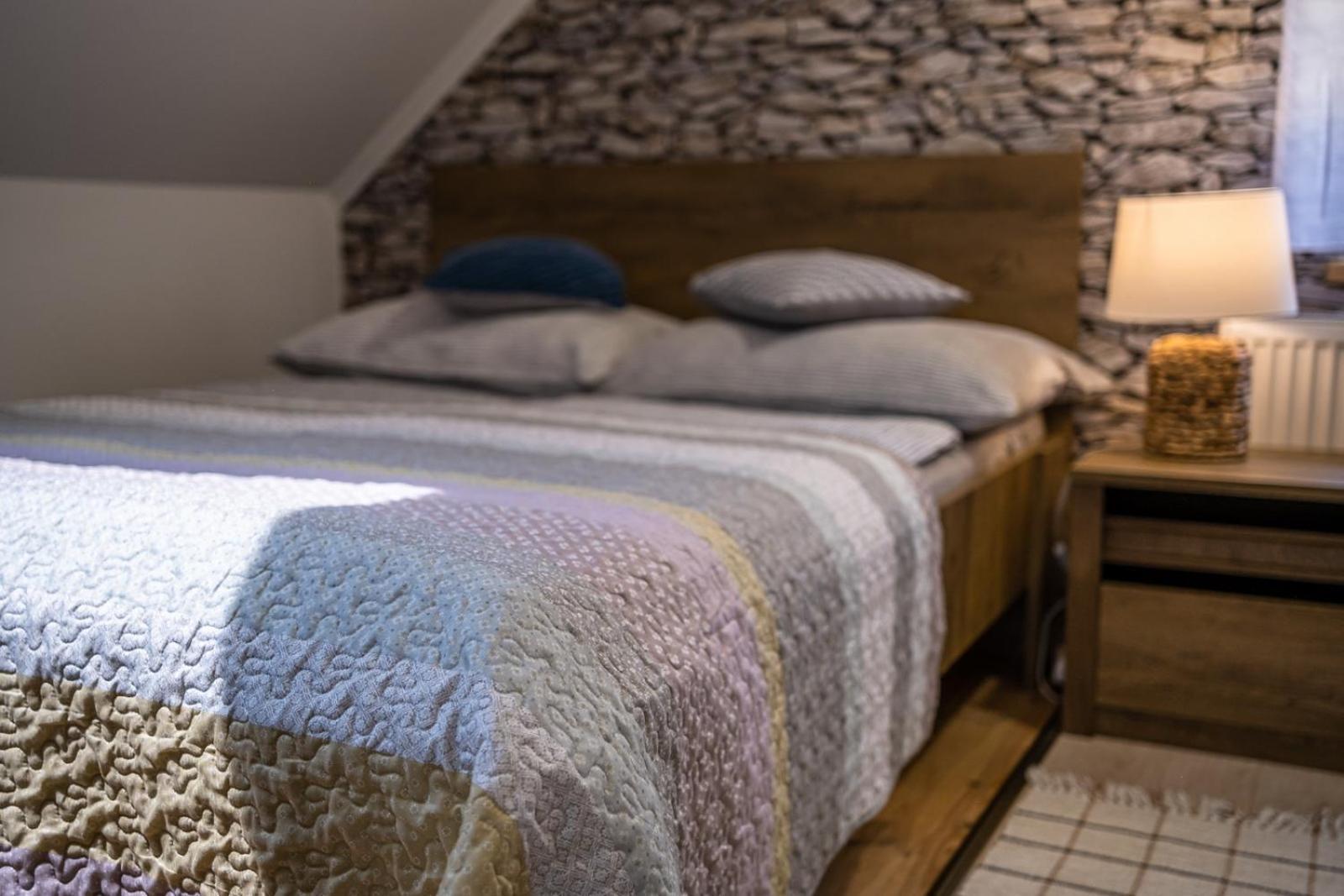 Szuerke Vendeghaz Balatonkenesen Apartment Екстериор снимка