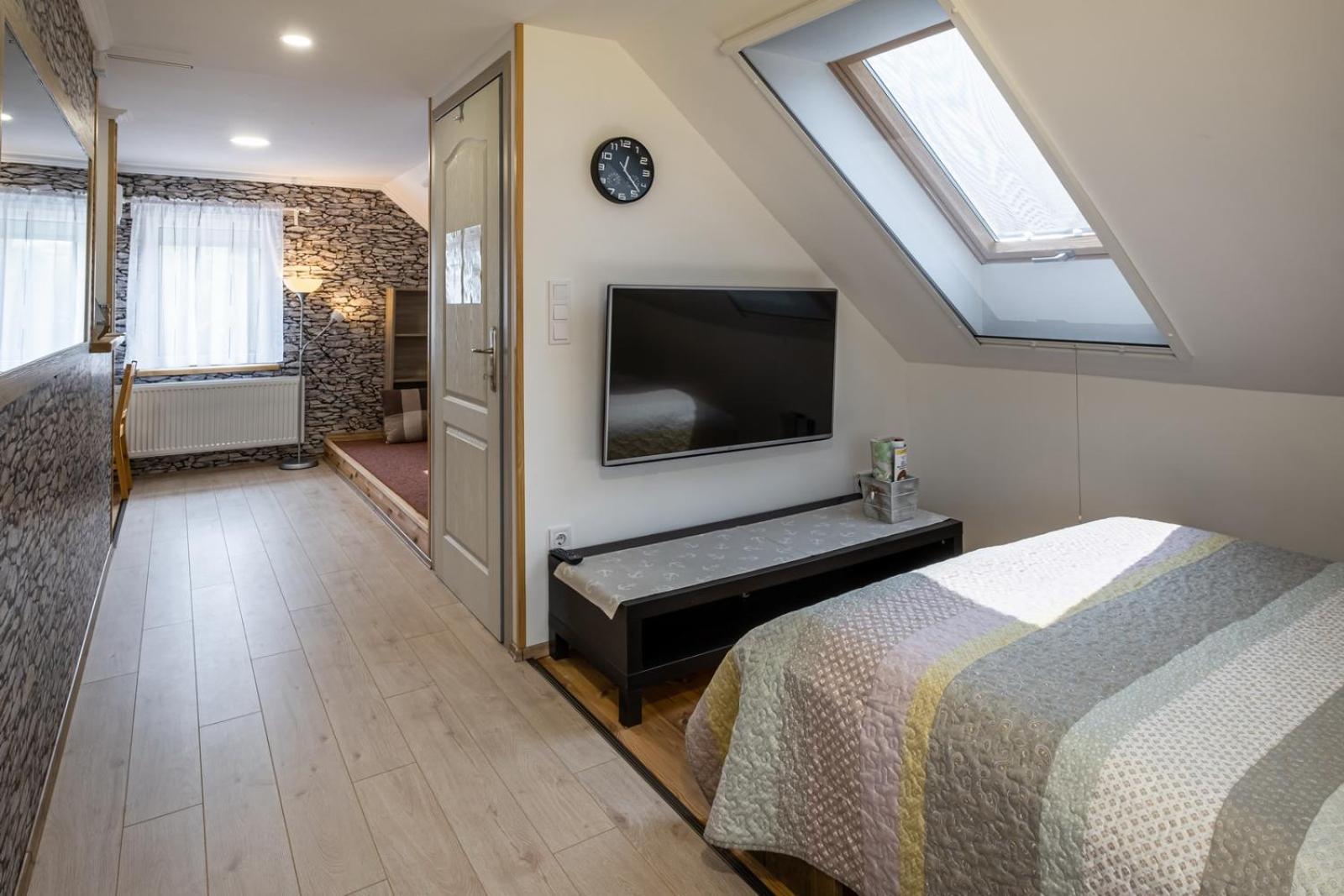 Szuerke Vendeghaz Balatonkenesen Apartment Екстериор снимка