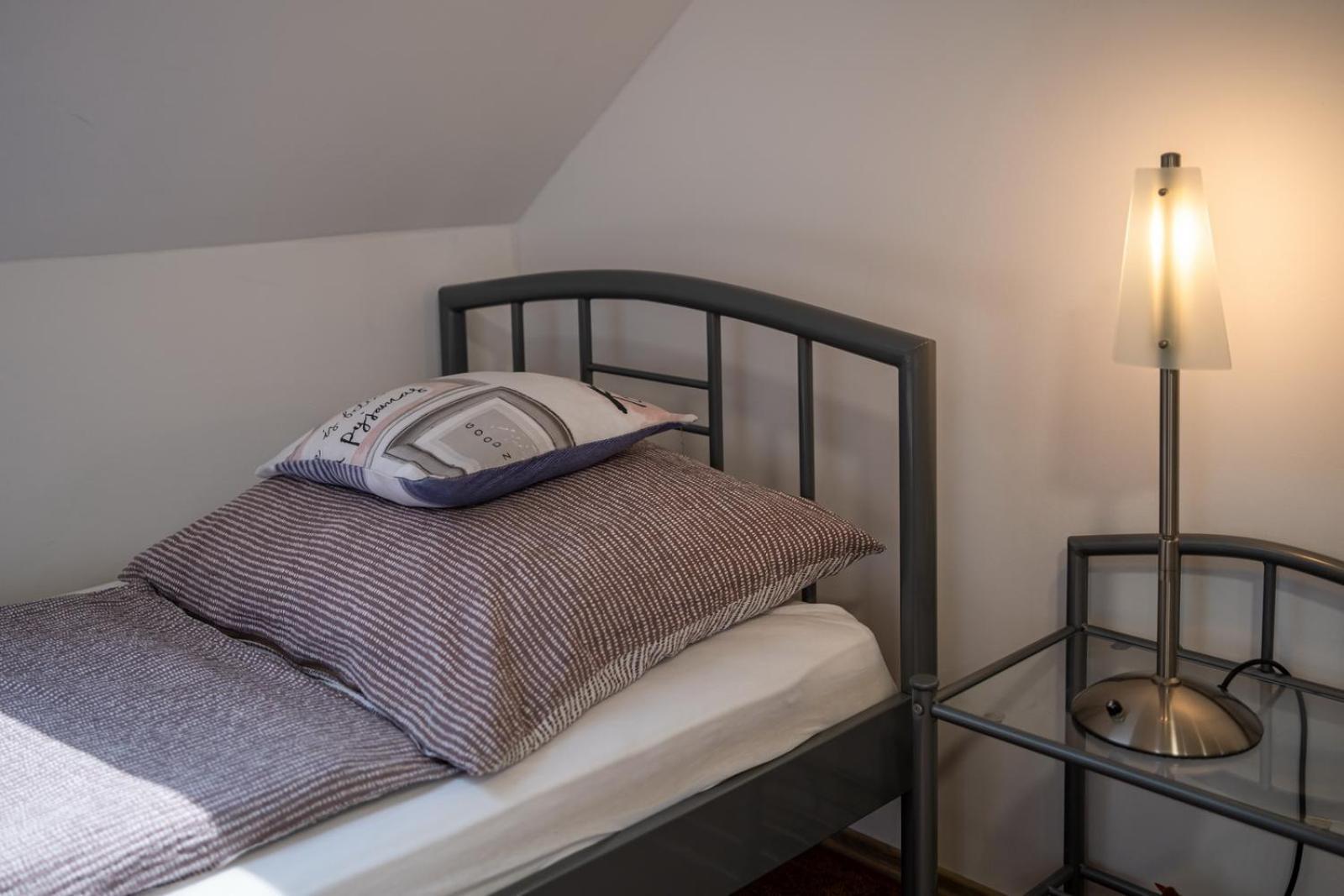 Szuerke Vendeghaz Balatonkenesen Apartment Екстериор снимка