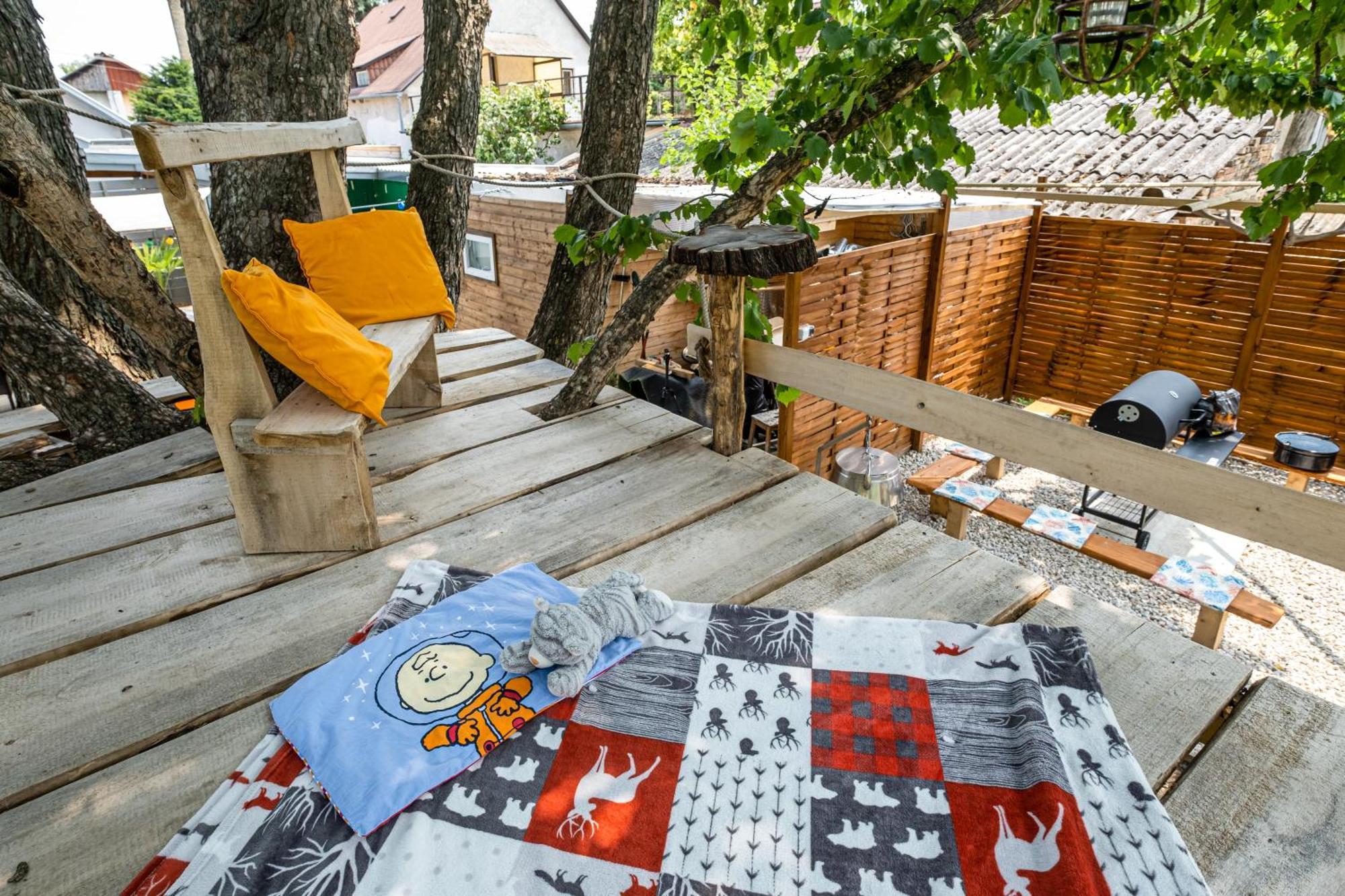 Szuerke Vendeghaz Balatonkenesen Apartment Екстериор снимка